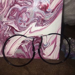 Medium Black Stylish Hoops